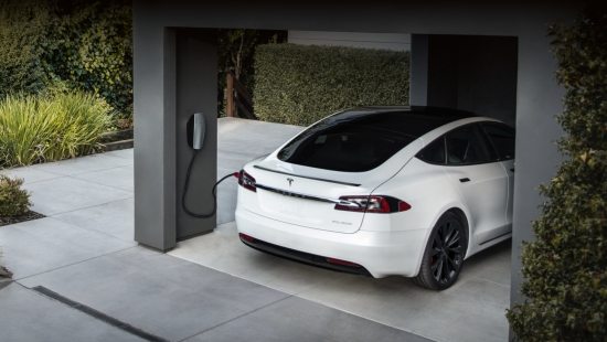 Электрокары Tesla смогут питать экологичные дома